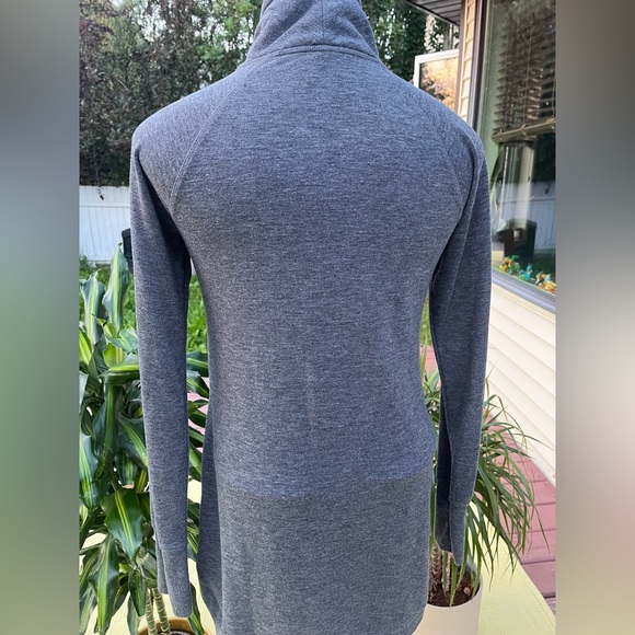 Tek Gear Dry Tek Women’s Medium Blue Pull Over Sport Lightweight Long Sweater - Picture 3 of 6